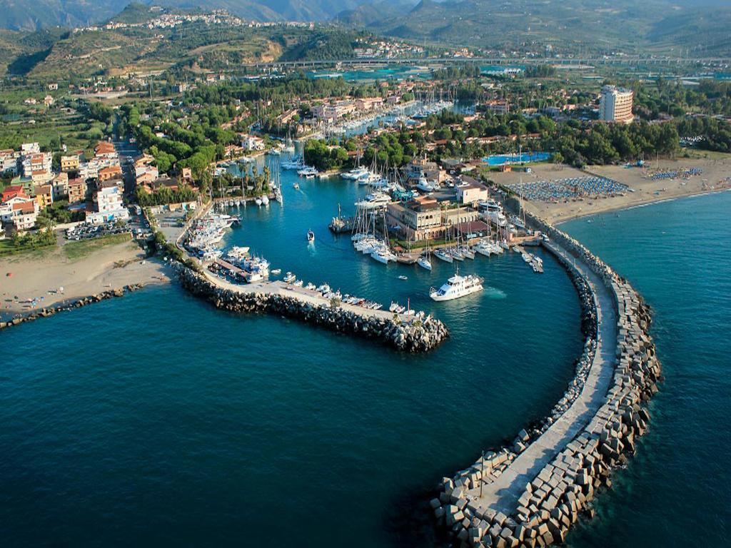 Baia Dei Delfini Furnari Exterior foto