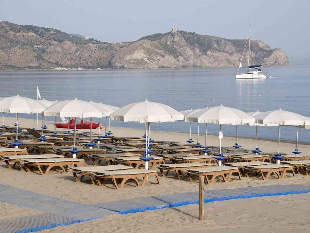 Baia Dei Delfini Furnari Exterior foto