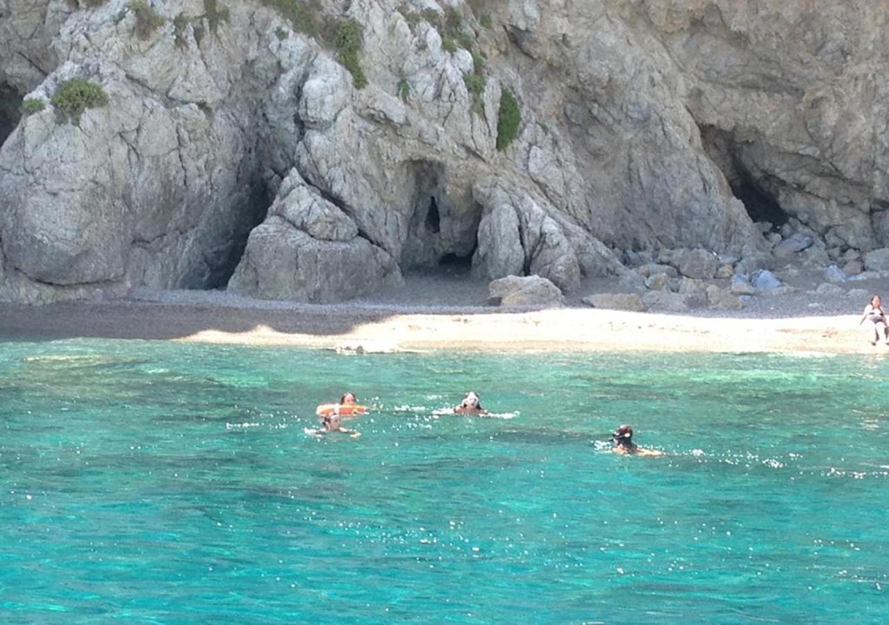 Baia Dei Delfini Furnari Exterior foto
